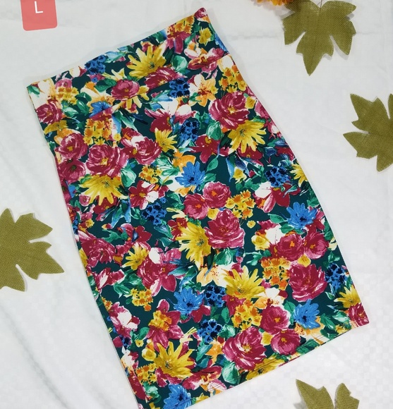 Agnes & Dora Dresses & Skirts - Large Pencil Skirt by Agnes & Dora